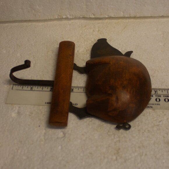 Vintage Pier One Farmhouse Rustic Pig Hook - Picture 3 of 4